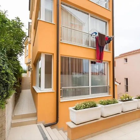 Dionis Appartement Split